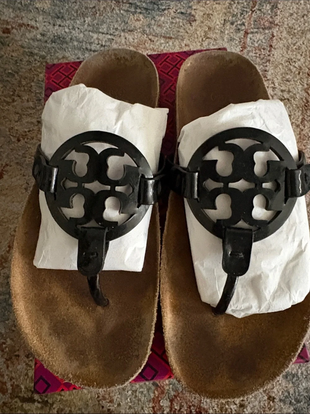 Tory Burch Miller Cloud Patent Leather Black Thong Sandals - Picture 1 of 4